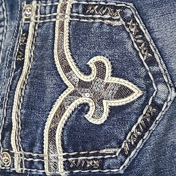 ROCK REVIVAL SEQUINS JULIE CROP DENIM JEAN - Picture 2 of 14